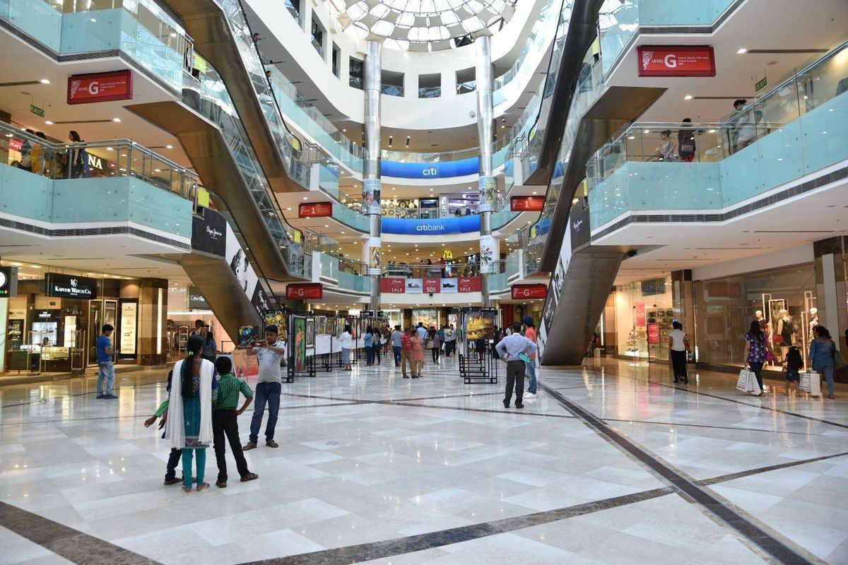 H and m sahara mall sales