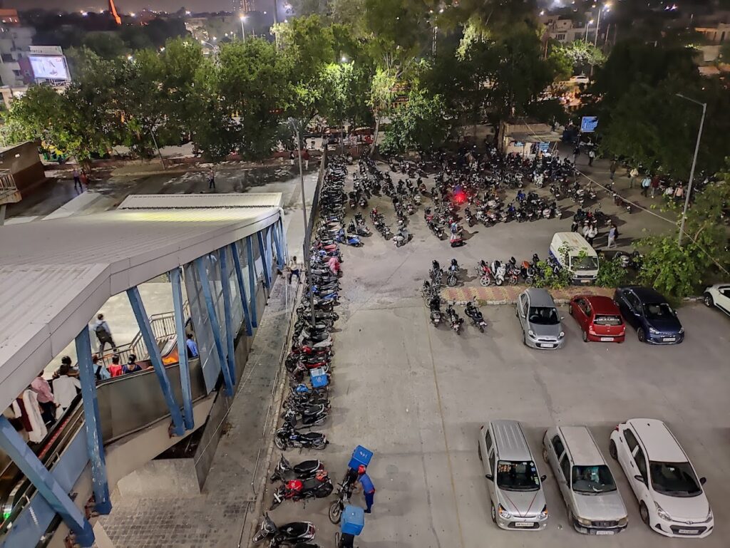 Botanical Garden Metro Station